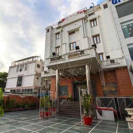 Babian Inn Lucknow Extérieur photo
