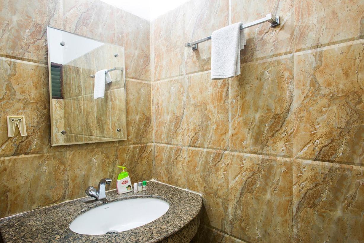 Babian Inn Lucknow Extérieur photo